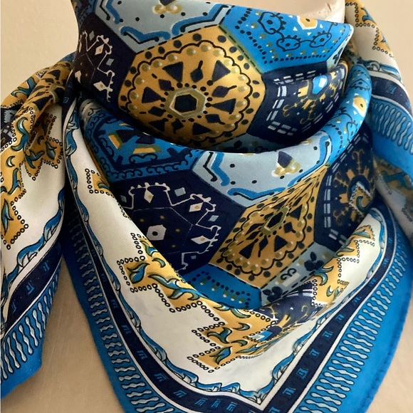 Vintage Silk Scarf, blue and yellow, 1980s - Picture 6 of 10